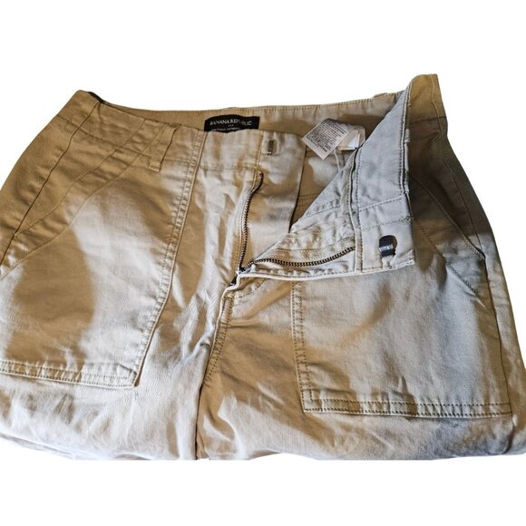 Banana Republic Girlfriend Authentic Chino Pants Womens Size 4P Casual Comfort - Picture 6 of 9